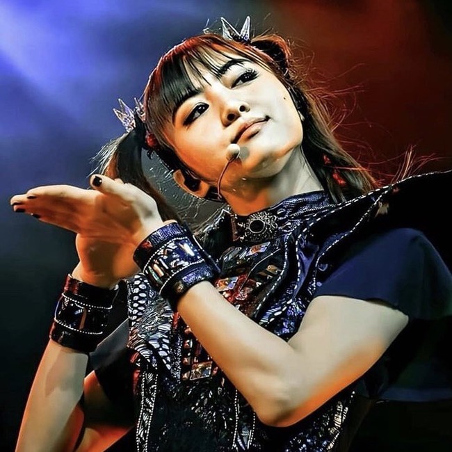 EchIUhQUMAAimVJ