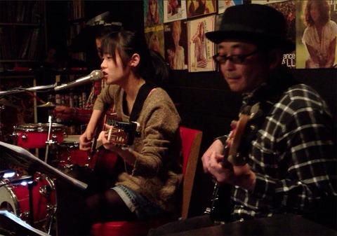 7949_474080619334701_896163237_n